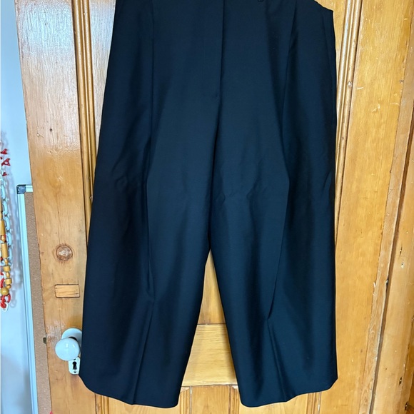 Jil Sander Black Wool/Mohair Cropped Pleated Trousers - Picture 6 of 7